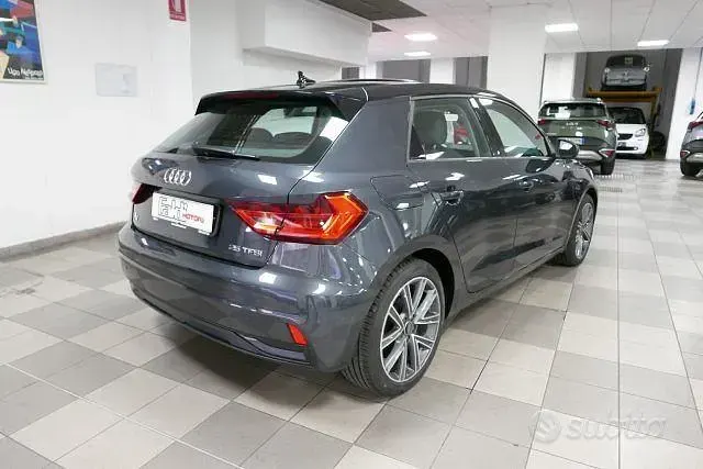Usata Audi A1 Sportback Advanced 95 CV (69 kW) 2022 Grigio Utilitaria