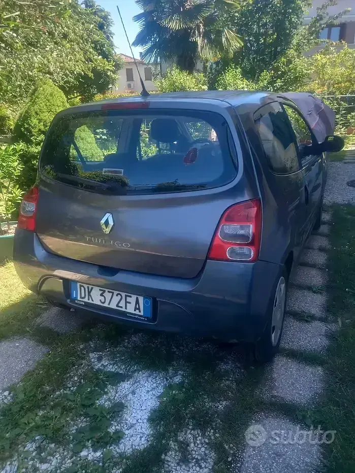 Usata Renault Twingo 75 CV (55 kW) 2007 Grigio Utilitaria
