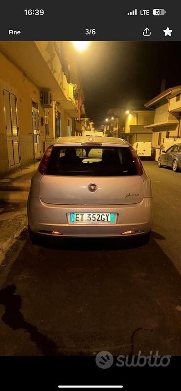 Usata Fiat Grande Punto 65 CV (47 kW) 2013 Grigio Utilitaria