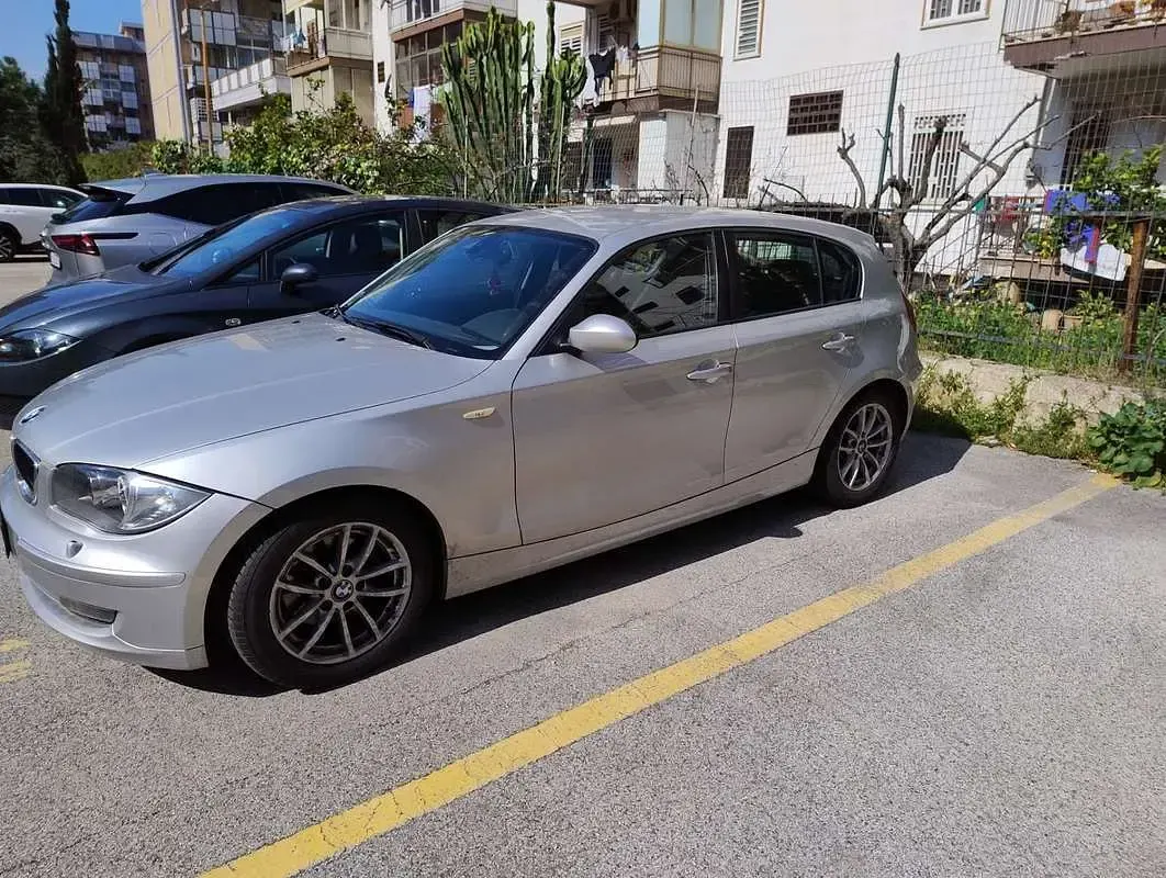 Usata BMW 118 Efficient Dynamics 143 CV (105 kW) 2008 Grigio Utilitaria