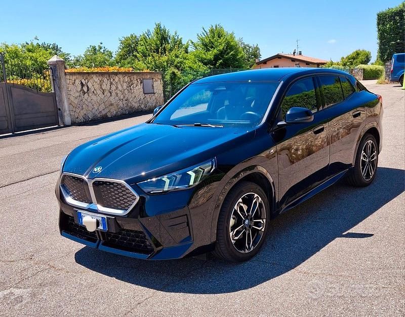Usata 2024 BMW iX2 M Sport SUV | 38.000 € (Ottimo prezzo) - Immagine 1/4