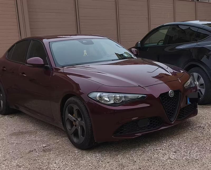 Usata Alfa Romeo Giulia 150 CV (110 kW) 2018 Berlina