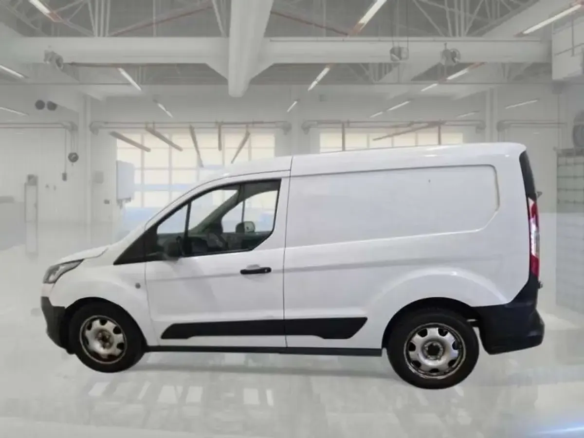 Begagnad Ford Transit Connect 102 HK (75 kW) 2019 Vit Minibuss