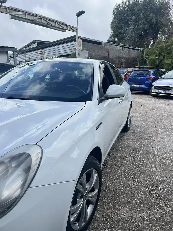 Usata Alfa Romeo Giulietta 109 CV (80 kW) 2012 Bianco Utilitaria