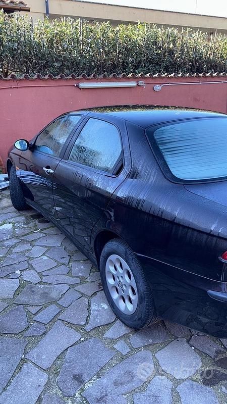 Usata Alfa Romeo 156 116 CV (85 kW) 2001 Nero Berlina