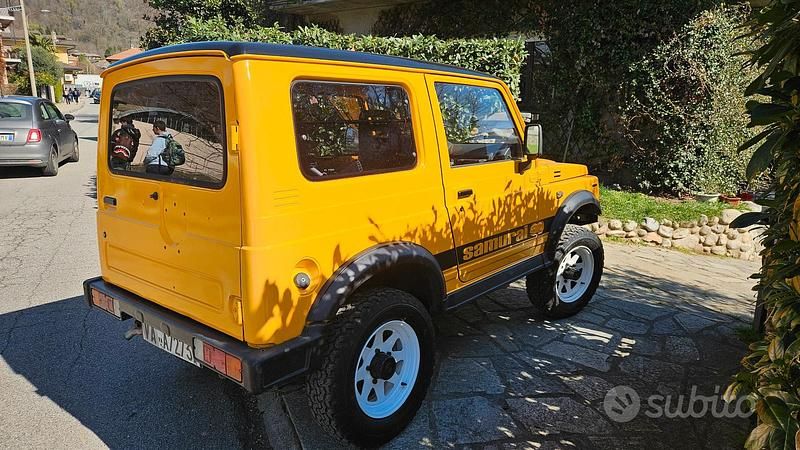 Usata Suzuki Samurai 1989 Giallo SUV