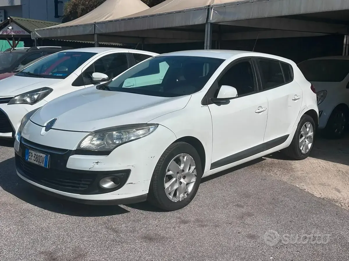 Usata Renault Mégane III 110 CV (80 kW) 2013 Bianco Berlina