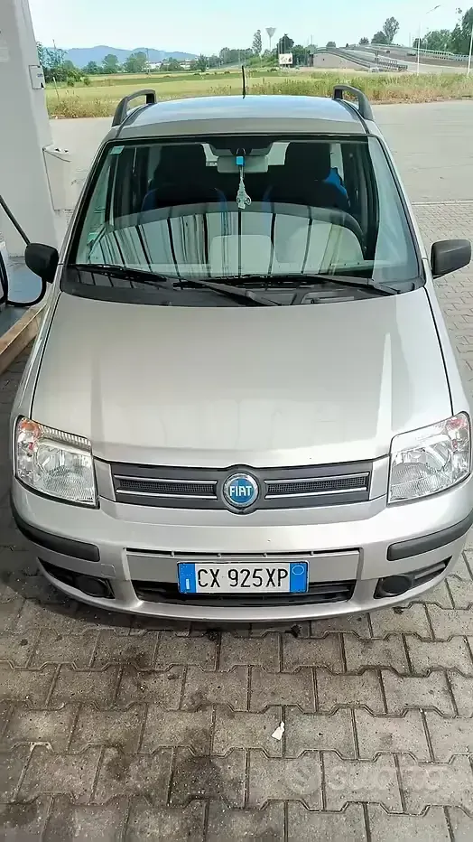 Usata Fiat Panda 60 CV (44 kW) 2005 Grigio Utilitaria