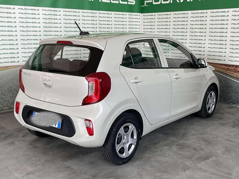 Usata Kia Picanto 67 CV (49 kW) 2023 Beige Utilitaria