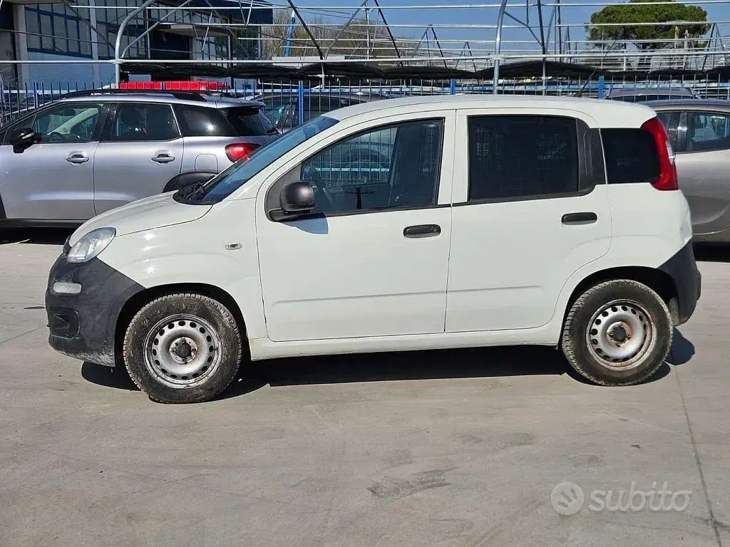 Usata Fiat Panda Pop 69 CV (50 kW) 2018 Bianco Utilitaria
