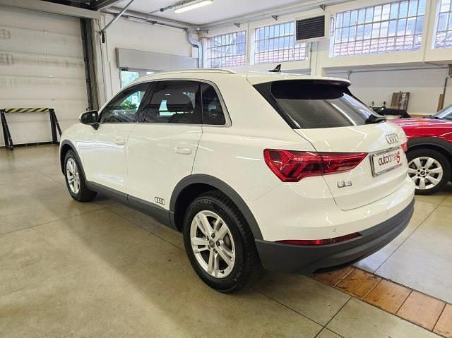 Usata Audi Q3 Business 150 CV (110 kW) 2019 Bianco SUV