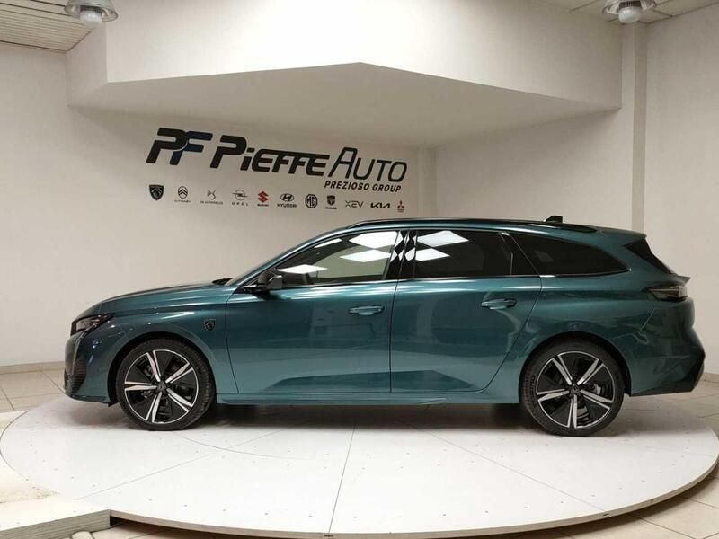 Blu Usata 2024 Peugeot 308 GT Station wagon | 31.900 € (Molto cara) - Immagine 1/3