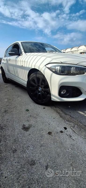 Bianco Usata 2015 BMW 1M M Sport Coupé | 13.000 € (Buon prezzo) - Immagine 1/4