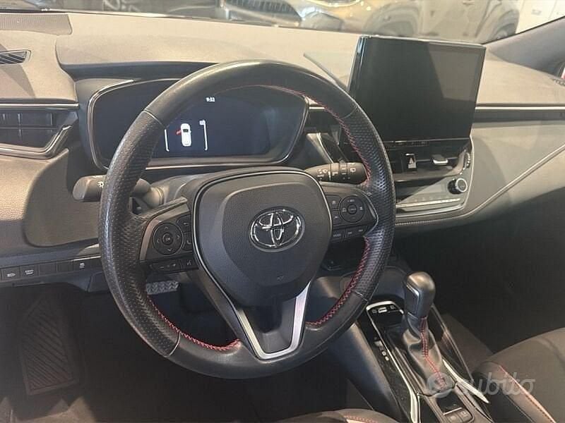 Usata Toyota Corolla Sport 140 CV (102 kW) 2023 Grigio Station wagon