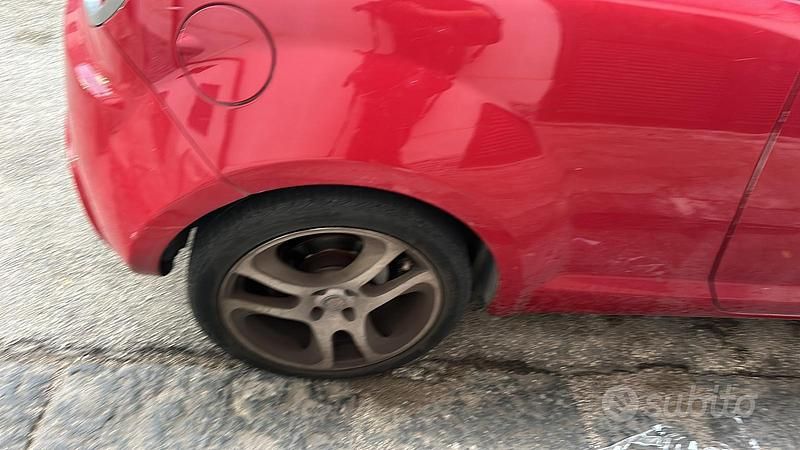 Usata Alfa Romeo MiTo 79 CV (58 kW) 2009 Rosso Utilitaria