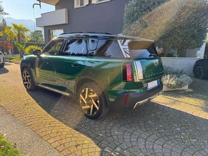 Usata Mini Cooper Countryman Favoured 170 CV (125 kW) 2024 Verde SUV