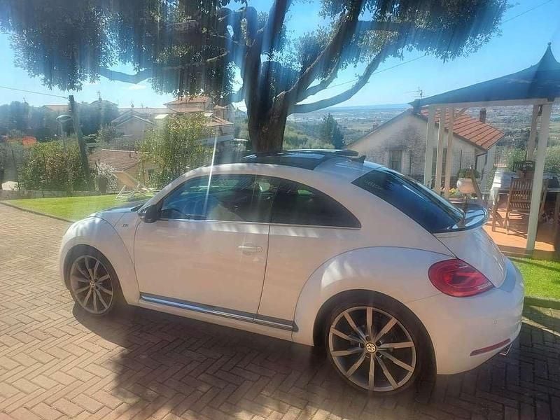 Usata VW Beetle Sportline 150 CV (110 kW) 2015 Utilitaria