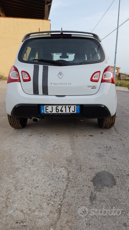 Usato 2012 Renault Twingo 1.1 Benzin 102 CV (5.000 €)