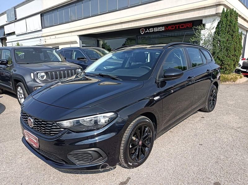 Usata Fiat Tipo S 120 CV (88 kW) 2019 Nero Station wagon