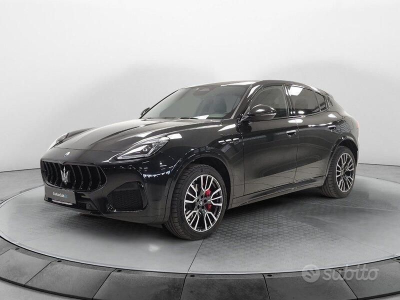Nero tempesta / metallizzato Usata 2022 Maserati Grecale SUV | 57.900 € - Immagine 1/4