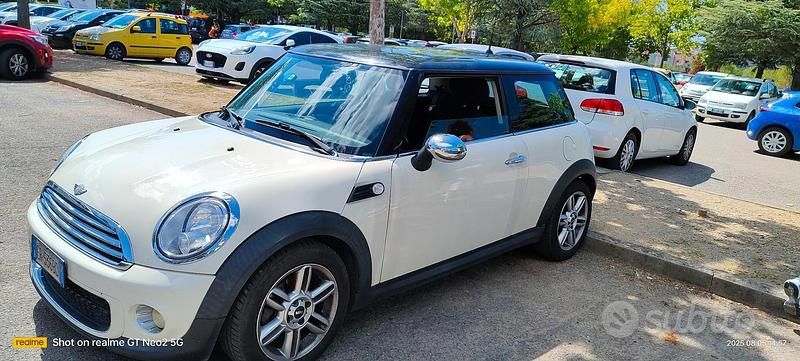 Usata 2010 Mini Cooper D Due volumi | 7000 € - Immagine 1/4