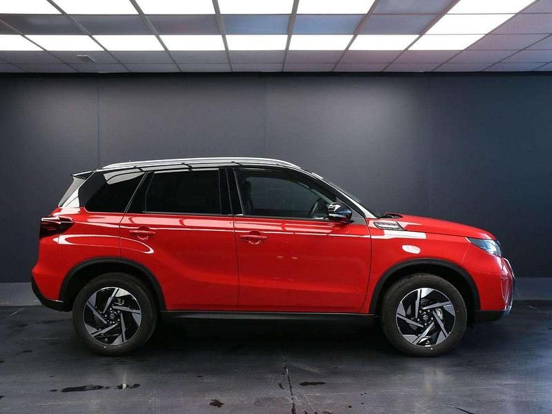 Nuova Suzuki Vitara 110 CV (80 kW) 2026 Rosso SUV