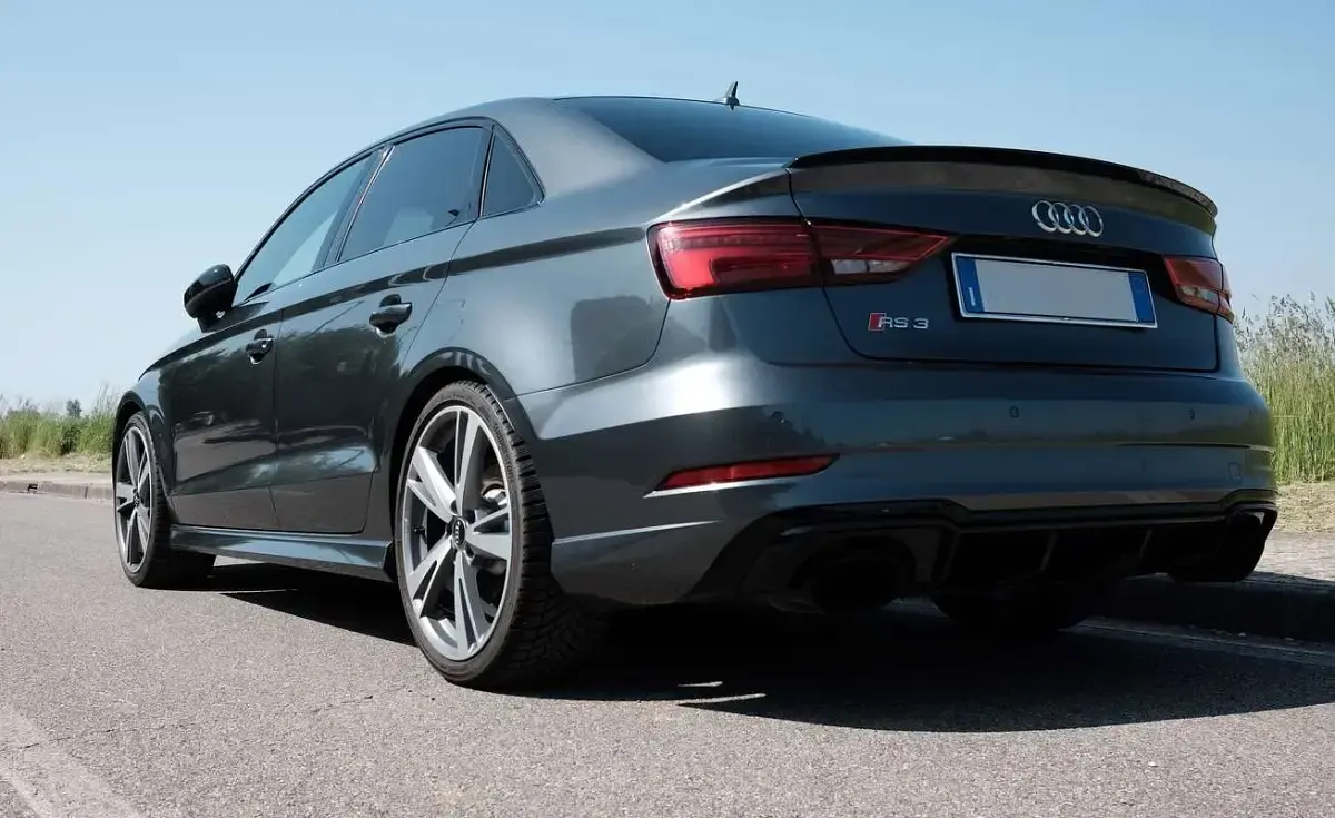 Usata Audi RS3 Ambiente 400 CV (294 kW) 2018 Grigio Berlina