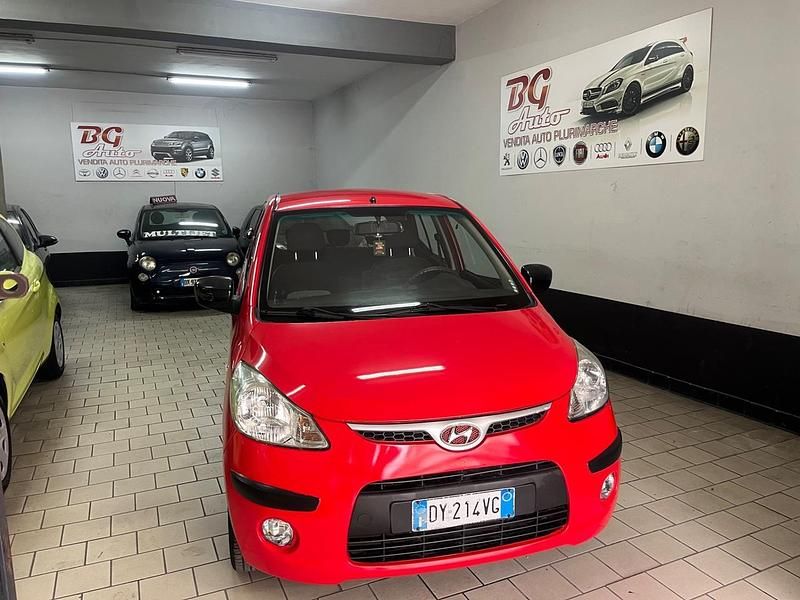 Usata Hyundai i10 Style 63 CV (46 kW) 2009 Rosso Utilitaria