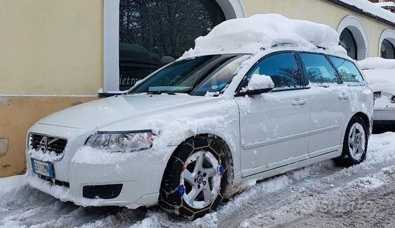 Usata Volvo V50 114 CV (83 kW) 2010 Bianco Station wagon