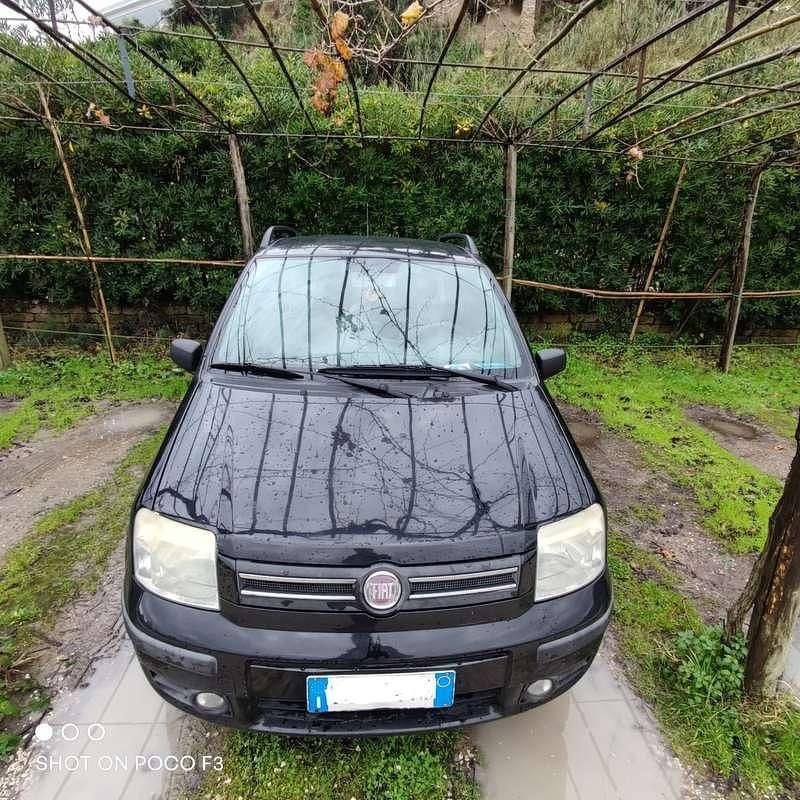 Usata Fiat Panda Dynamic 69 CV (50 kW) 2005 Nero Utilitaria
