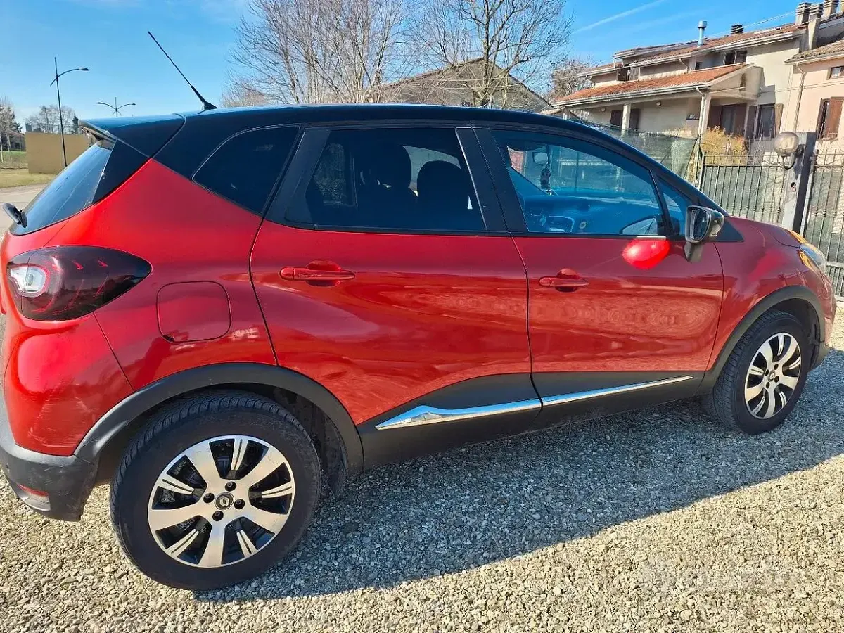 Usata Renault Captur 90 CV (66 kW) 2018 Rosso SUV