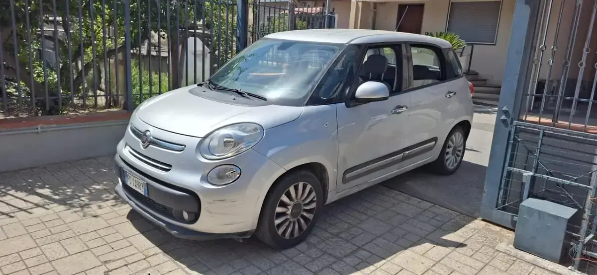 Usata Fiat 500L Lounge 85 CV (62 kW) 2016 Argento Monovolume