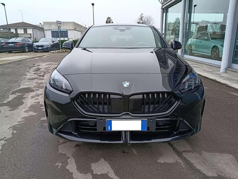 Usata BMW 118 M Sport 150 CV (110 kW) 2024 Saphirschwarz metallic Utilitaria