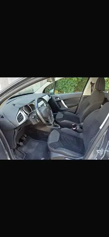 Usata Citroën C3 Attraction 60 CV (44 kW) 2010 Argento Berlina