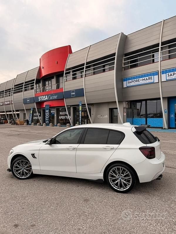 Usata BMW 118 149 CV (109 kW) 2014 Bianco Utilitaria