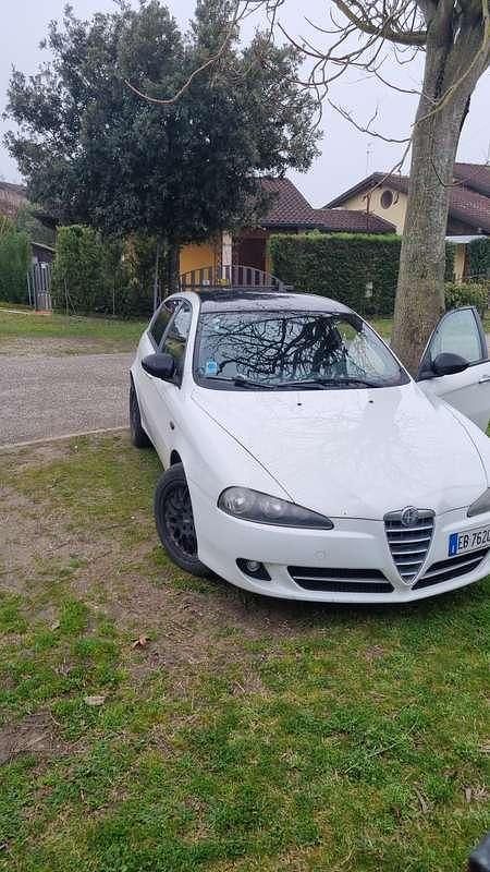 Usata Alfa Romeo 147 105 CV (77 kW) 2010 Utilitaria