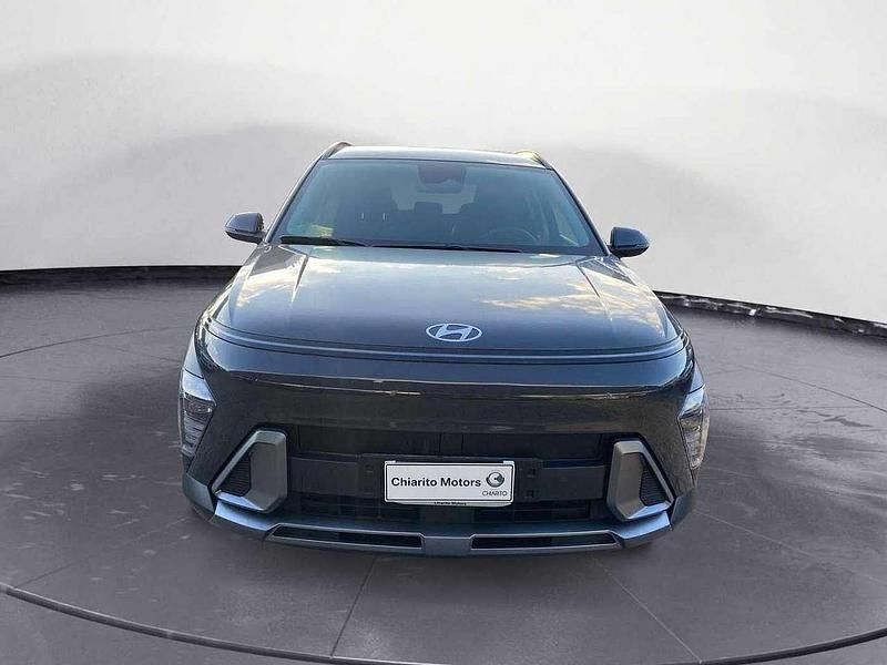Usata Hyundai Kona 105 CV (77 kW) 2024 Ecotronic grey SUV