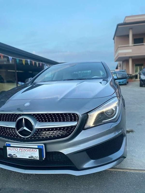 Usata Mercedes CLA200 Premium 136 CV (100 kW) 2014 Grigio Berlina