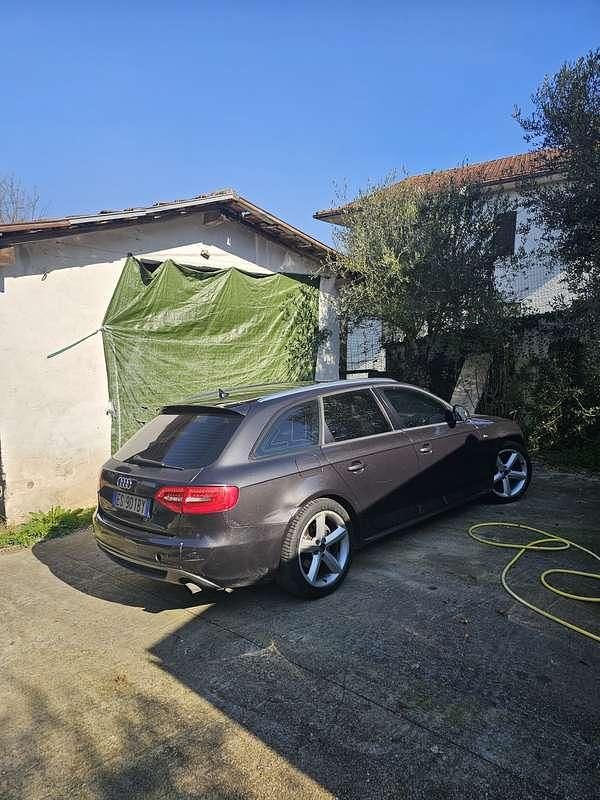Usata Audi A4 S-Line 143 CV (105 kW) 2009