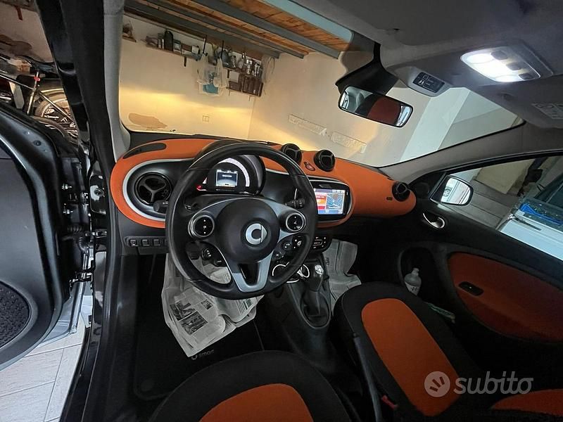 Usata Smart ForFour 2014 Grigio Utilitaria