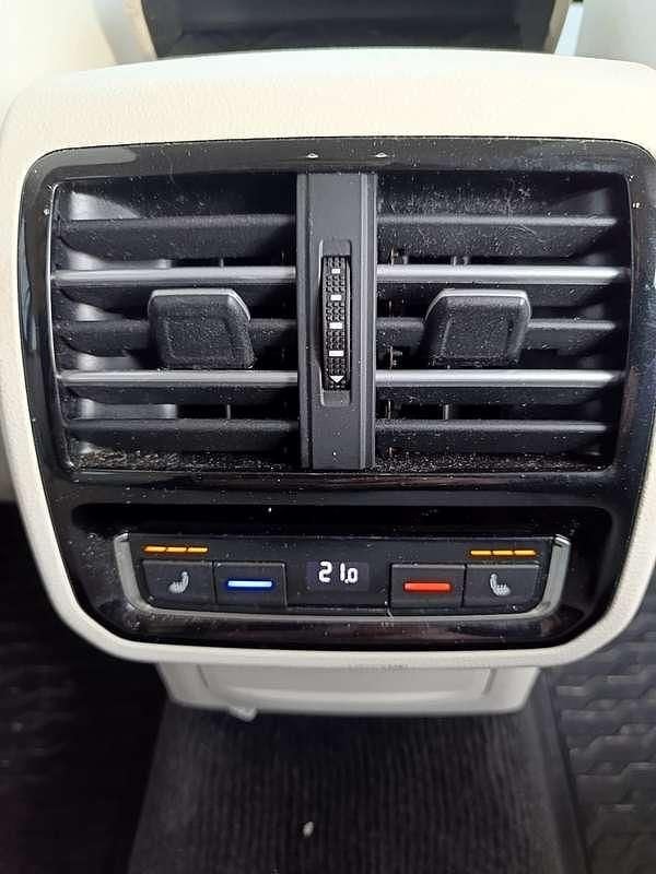 Usata VW Passat Executive 150 CV (110 kW) 2017 Blu/azzurro Station wagon