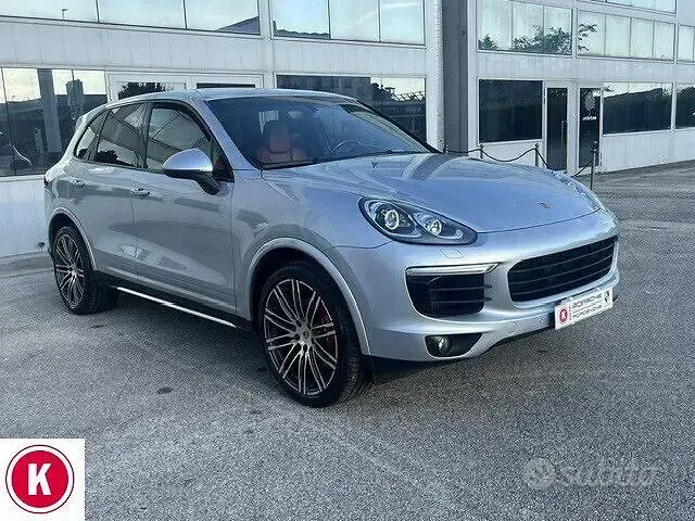 Usata Porsche Cayenne Platinum Edition 250 CV (183 kW) 2017 Grigio SUV