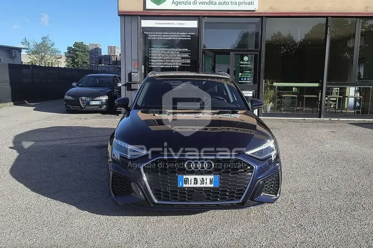 Usata Audi A3 Sportback S-Line 116 CV (85 kW) 2022 Blu Utilitaria