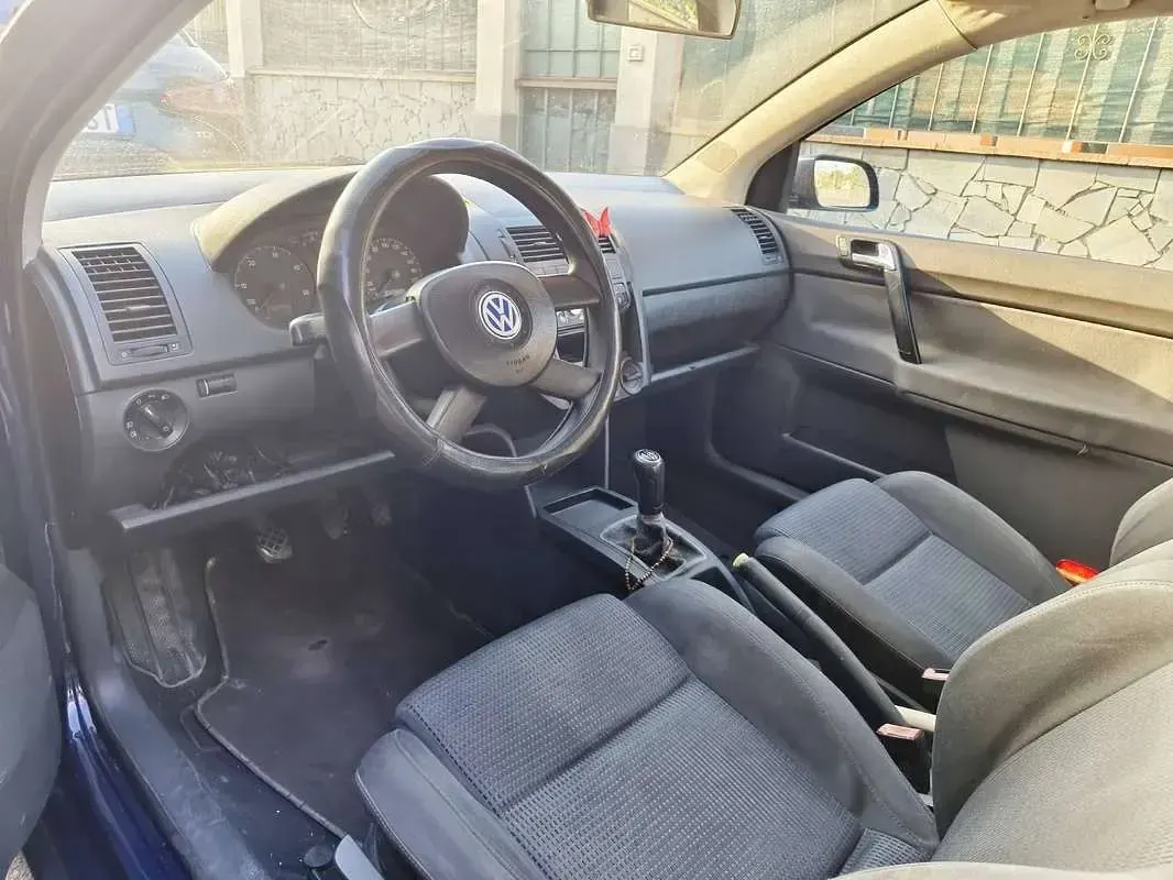 Usata VW Polo Trendline 75 CV (55 kW) 2002 Blu/azzurro Berlina