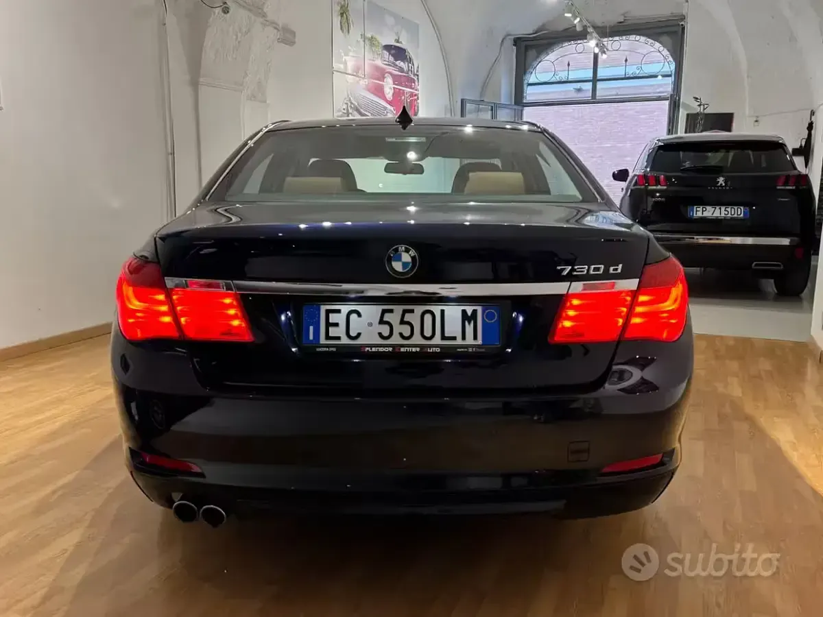 Usata BMW 730 245 CV (180 kW) 2010 Blu Berlina