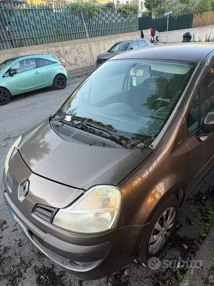 Usata Renault Modus 101 CV (74 kW) 2011 Monovolume
