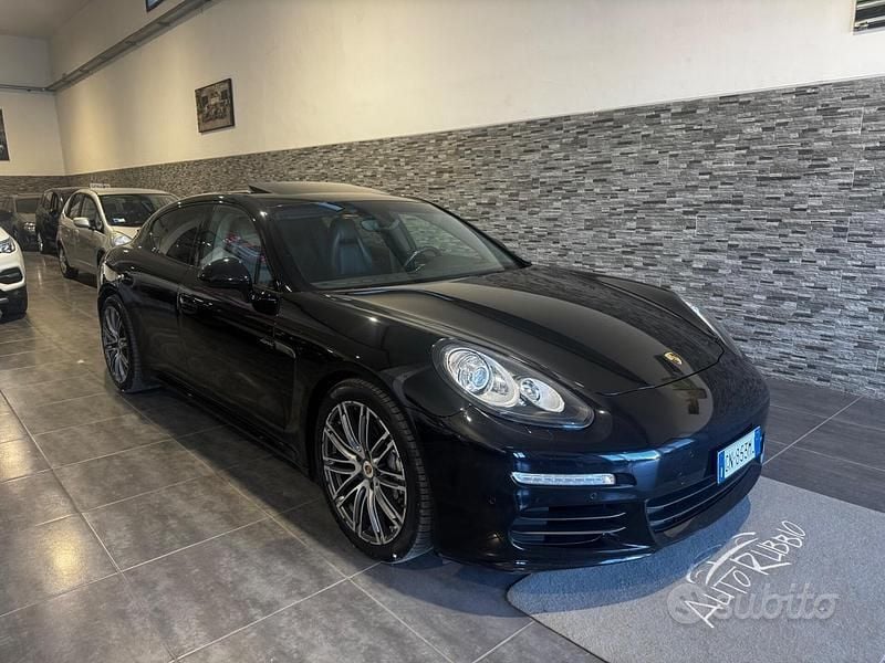 Usata Porsche Panamera Edition 301 CV (221 kW) 2015 Nero Utilitaria