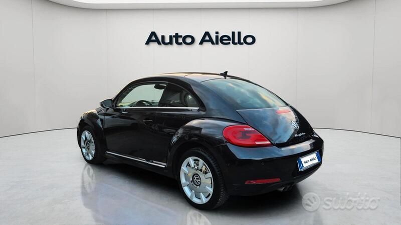 Usata VW Beetle Edition 140 CV (102 kW) 2013 Nero Utilitaria