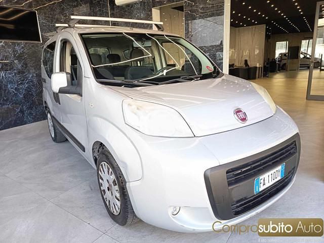 Usata Fiat Qubo Trekking 75 CV (55 kW) 2015 Grigio Monovolume