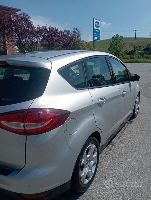 Usata Ford C-MAX Business Edition 95 CV (69 kW) 2017 Argento Monovolume
